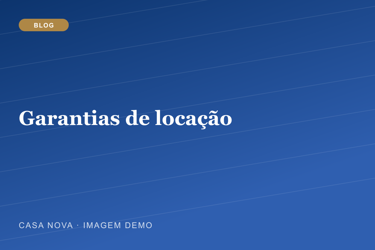 Consultora explicando opções de garantia de locação ao cliente