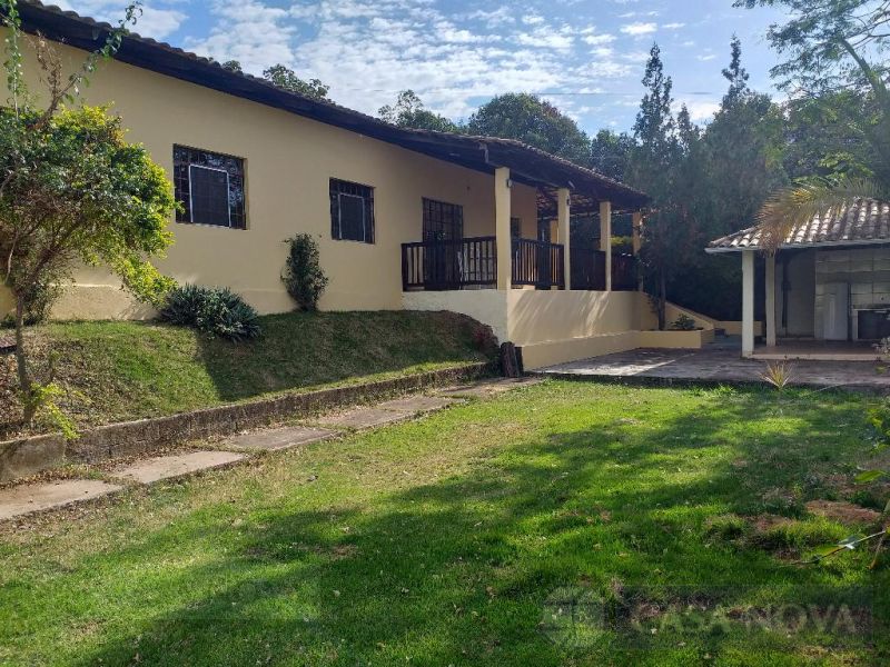 Casa no Gafanhoto, Divinópolis