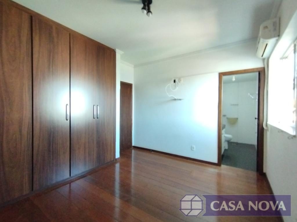 Apartamento à venda no Centro com 120 m², 3 quartos e 2 vagas — foto 2
