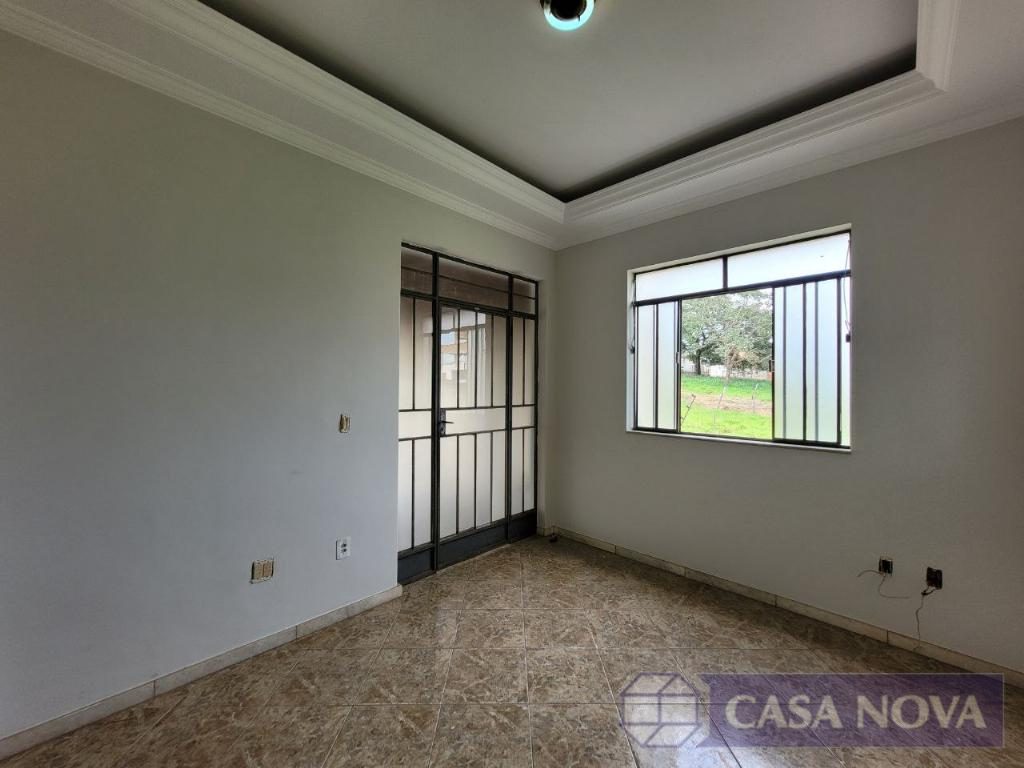 Casa à venda no Belvedere com 220 m², 4 quartos e 2 vagas — foto 4