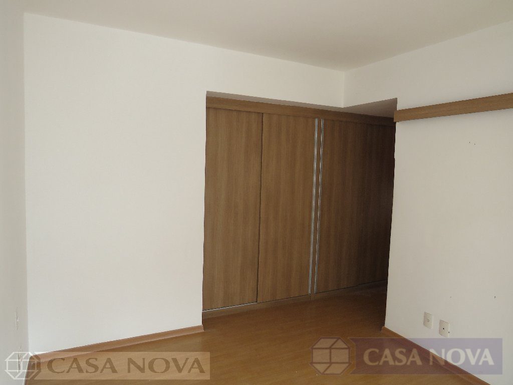 Apartamento à venda no Centro com 130 m², 3 quartos e 1 vaga — foto 2