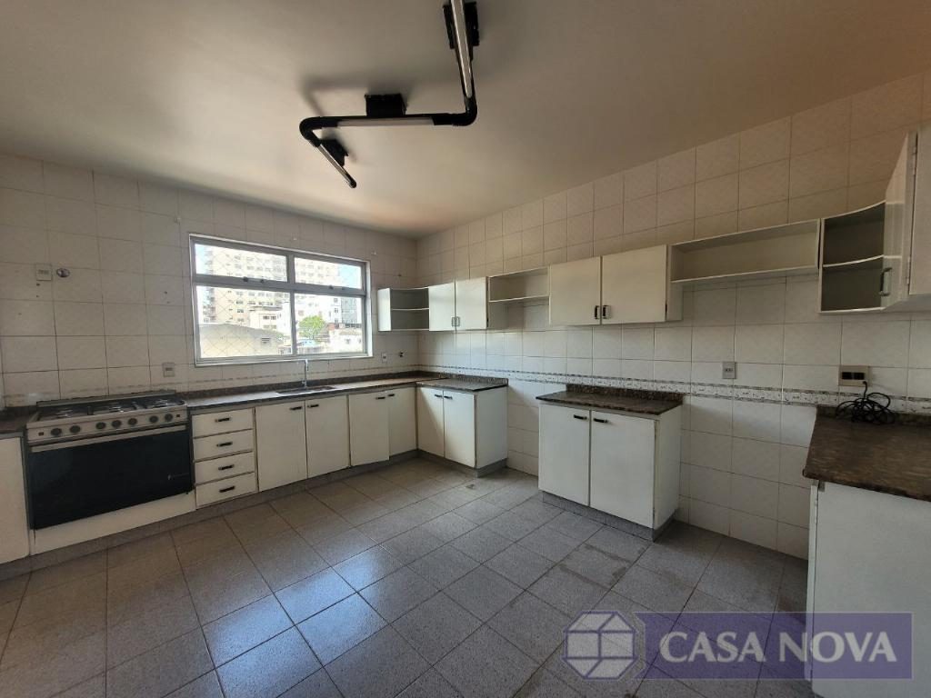 Apartamento à venda no Centro com 130 m², 4 quartos e 2 vagas — foto 2