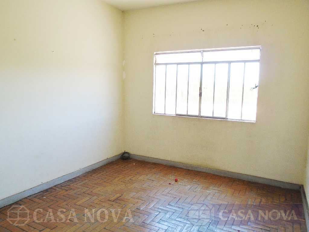Casa à venda no Centro com 294 m² e 3 quartos — foto 2