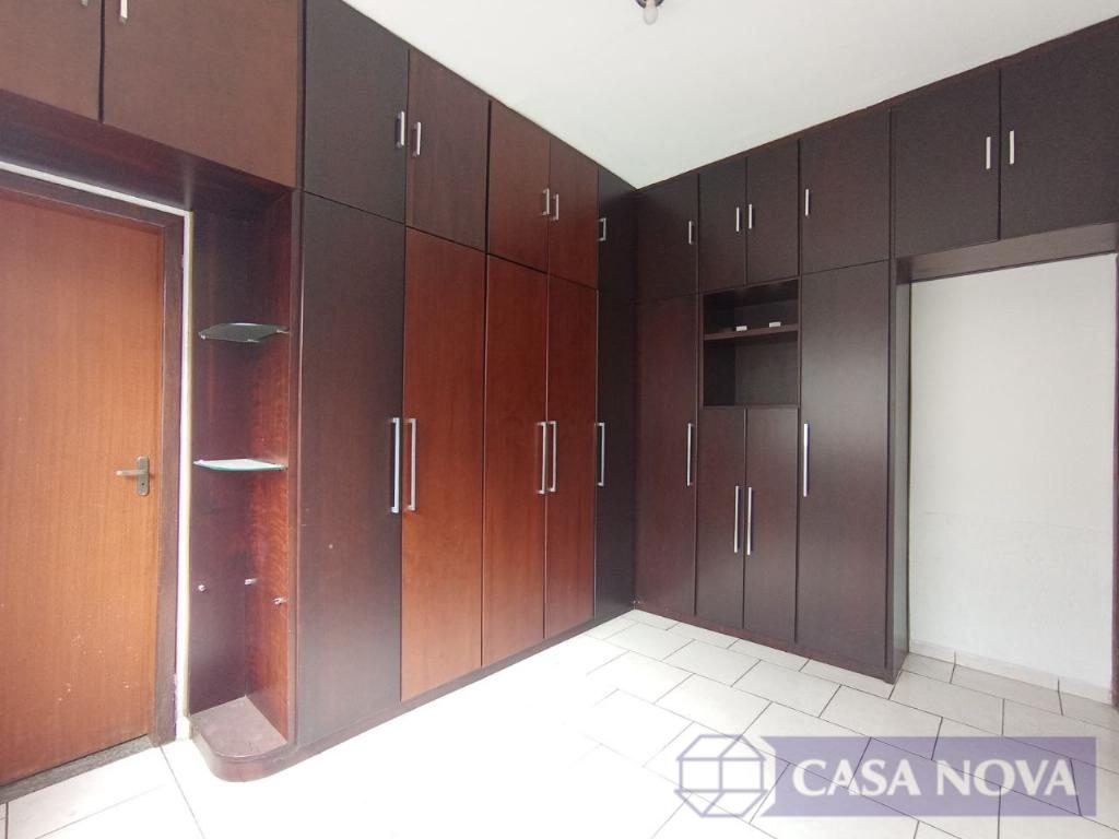 Casa à venda nos Interlagos com 175 m², 3 quartos e 2 vagas — foto 2