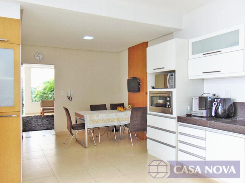 Casa à venda no Bom Pastor com 307 m², 3 quartos e 6 vagas — foto 4
