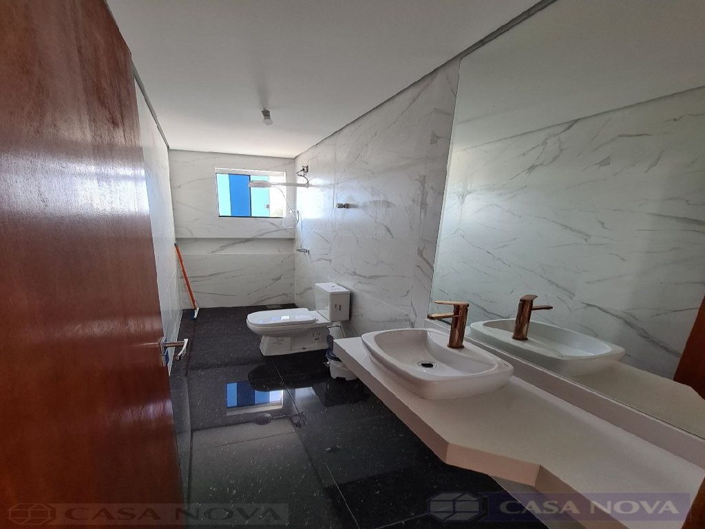 Cobertura à venda no Manoel Valinhas com 395 m², 4 quartos e 4 vagas — foto 2