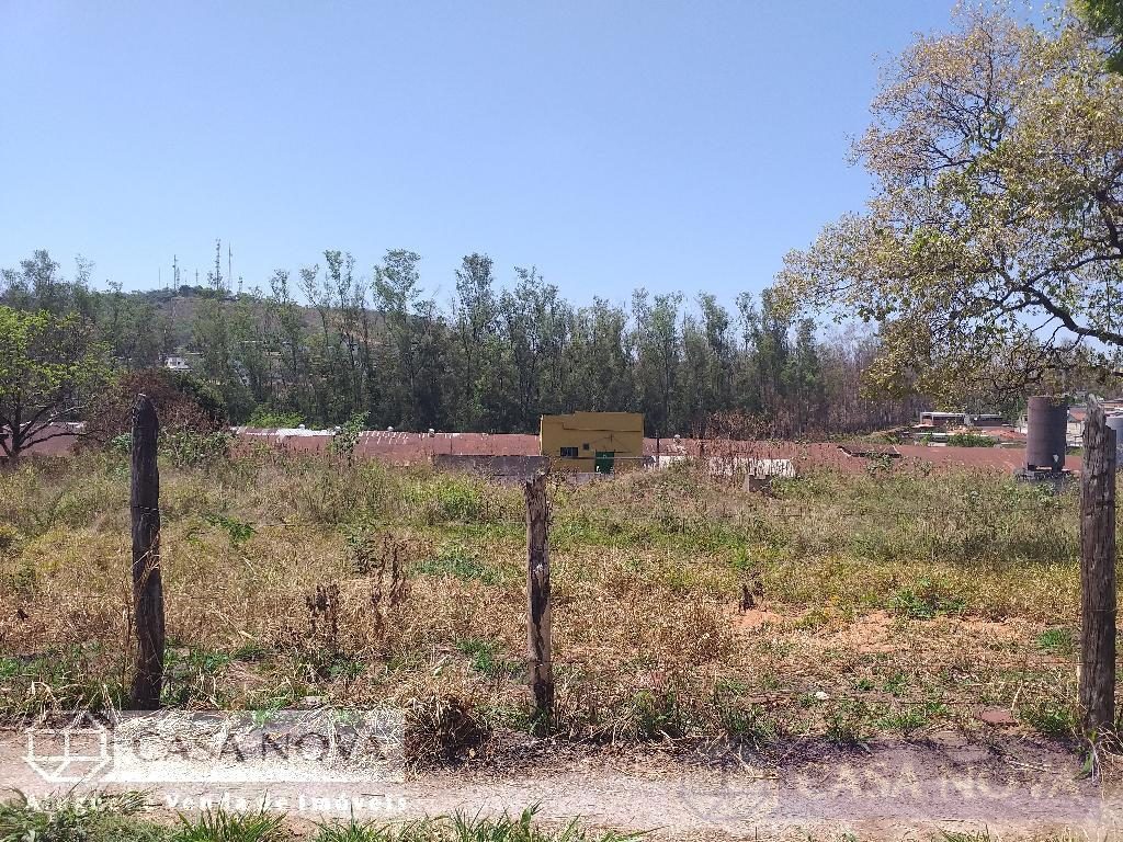 Lote à venda nos Interlagos com 200 m² — foto 2