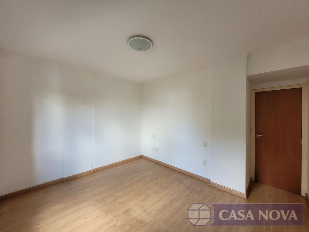 Apartamento à venda no Centro com 106 m², 3 quartos e 1 vaga — foto 2