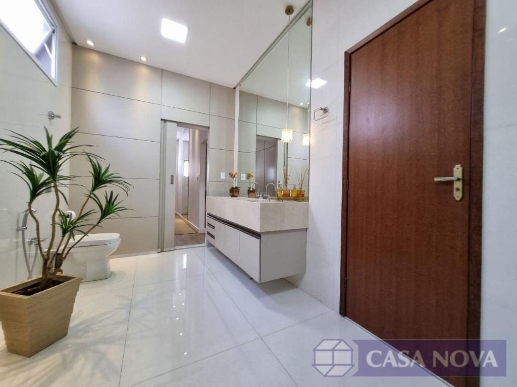 Casa à venda no Antônio Fonseca com 314 m², 5 quartos e 4 vagas — foto 5
