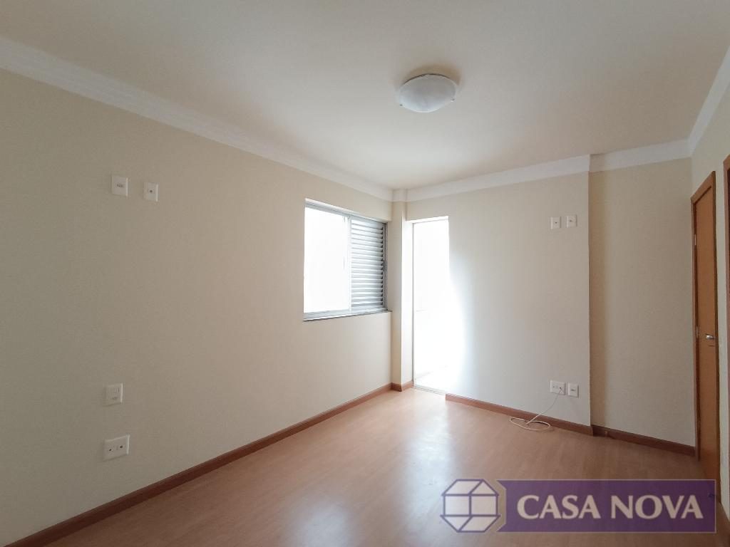 Apartamento para alugar no Centro com 90 m², 3 quartos e 1 vaga — foto 2