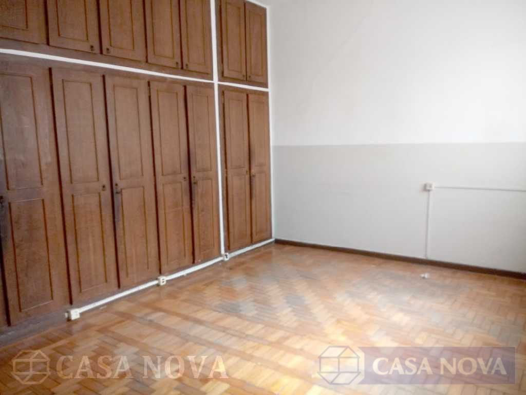 Casa à venda no Centro com 120 m² e 6 quartos — foto 3