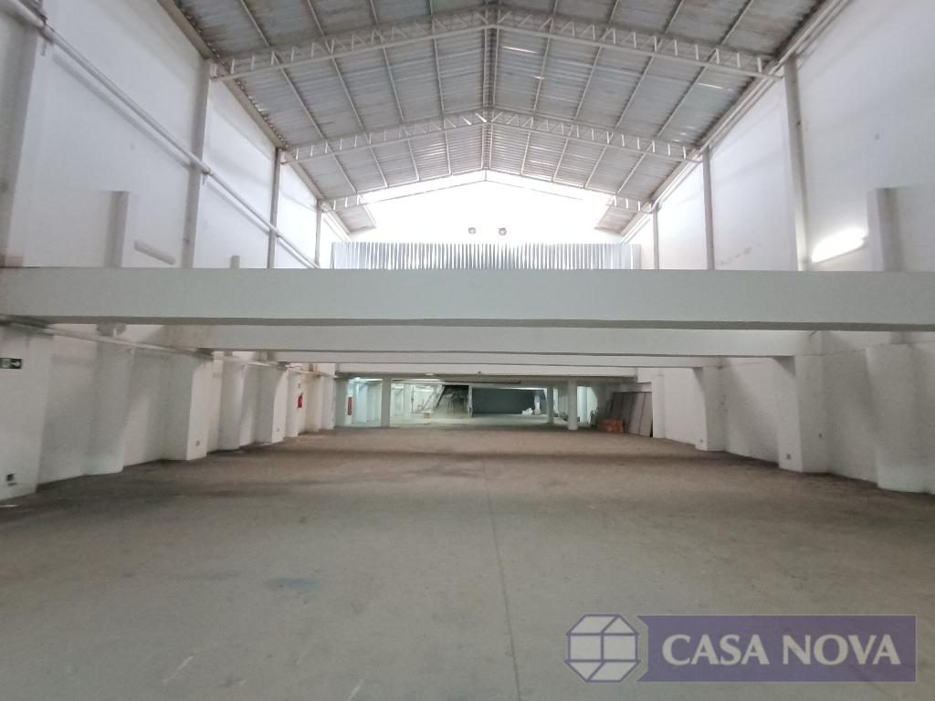 Galpão para alugar no Centro com 900 m² — foto 2