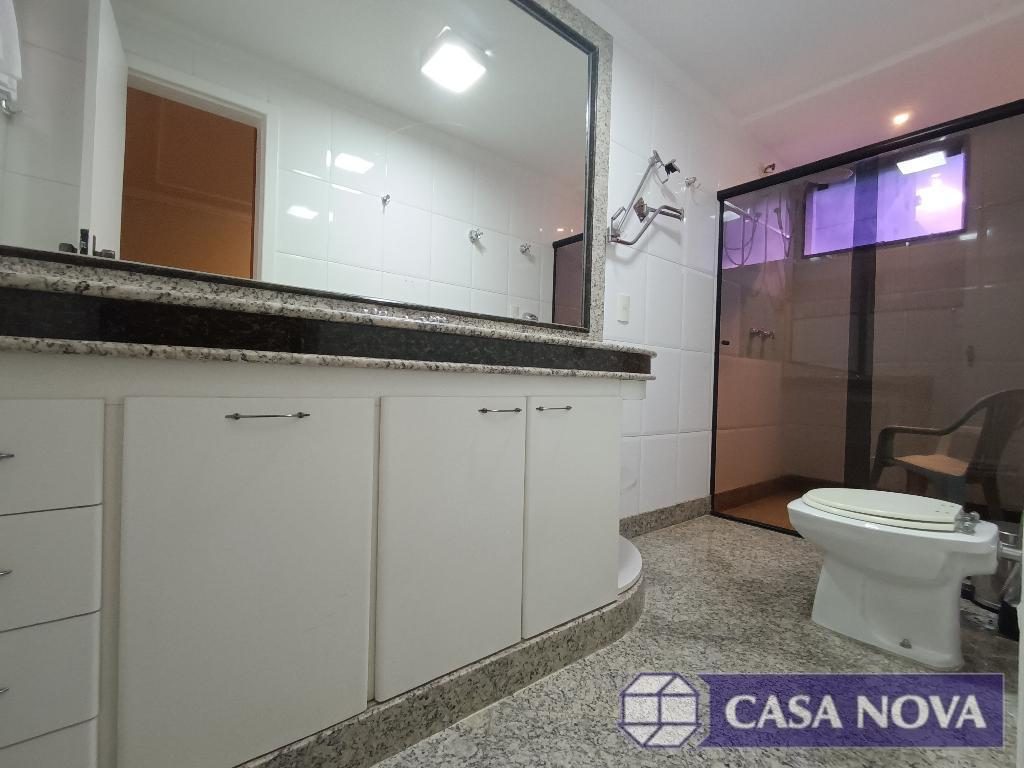 Apartamento para alugar no Centro com 150 m², 4 quartos e 2 vagas — foto 4