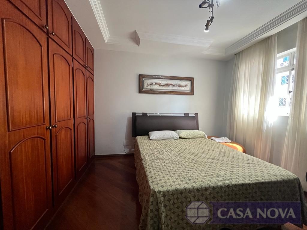 Apartamento à venda no Centro com 178 m², 4 quartos e 2 vagas — foto 2