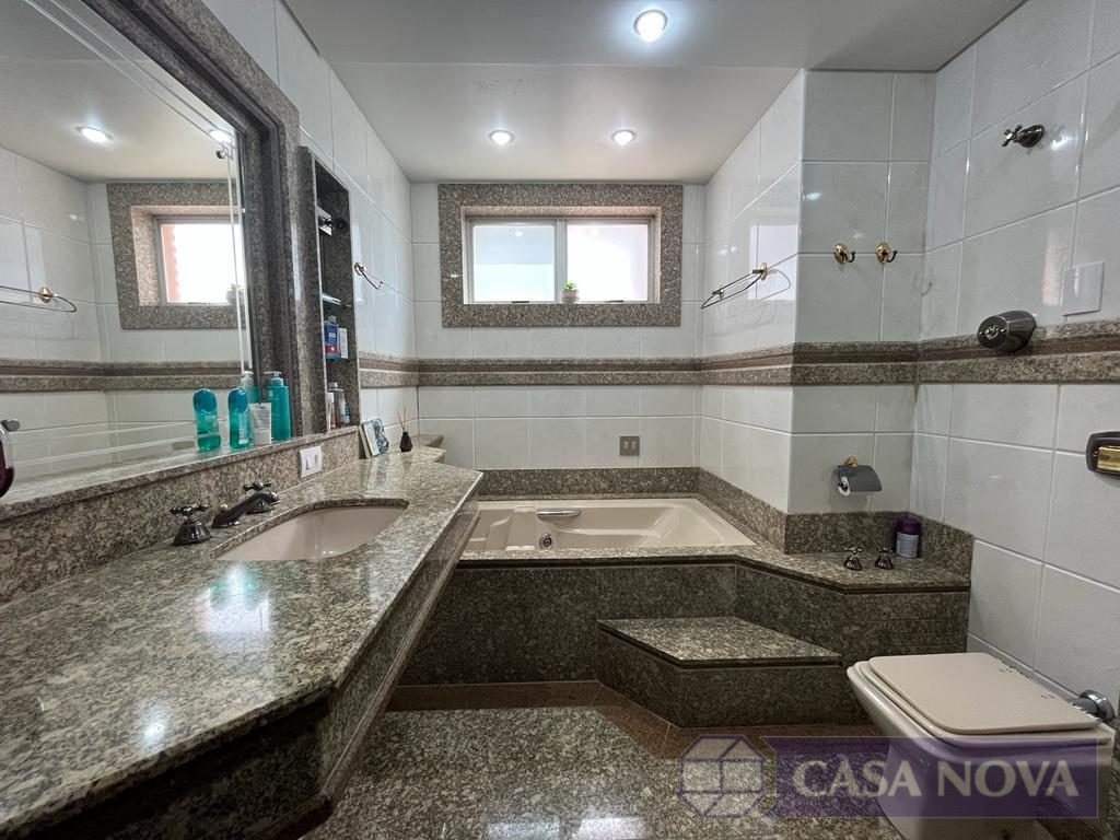Apartamento à venda no Centro com 178 m², 4 quartos e 2 vagas — foto 3