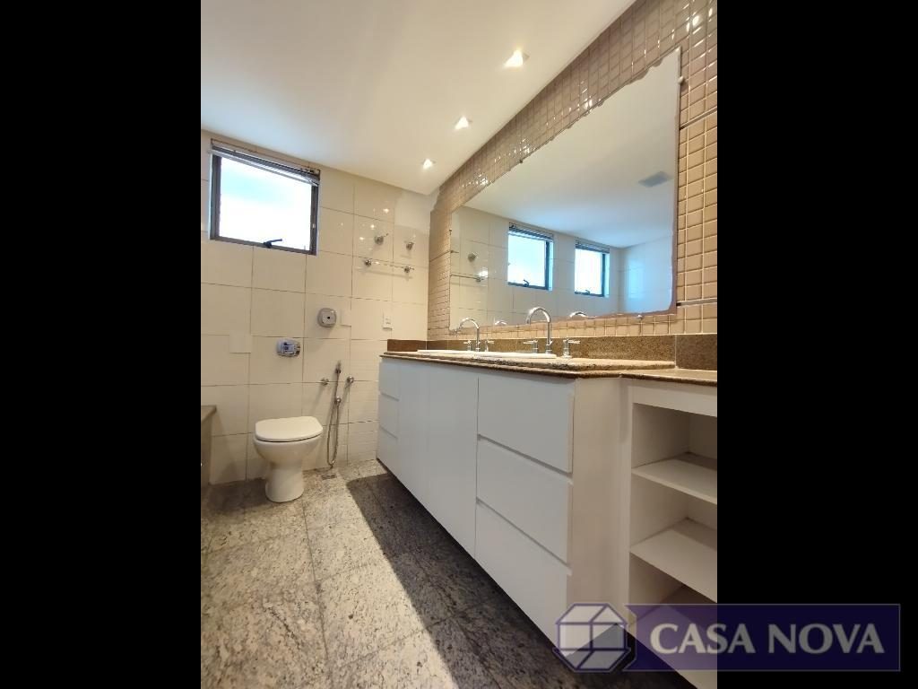 Apartamento para alugar no Centro com 180 m², 4 quartos e 2 vagas — foto 4