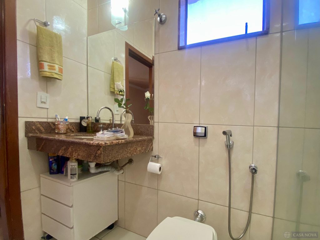 Casa à venda na Ipiranga com 296 m², 4 quartos e 4 vagas — foto 4
