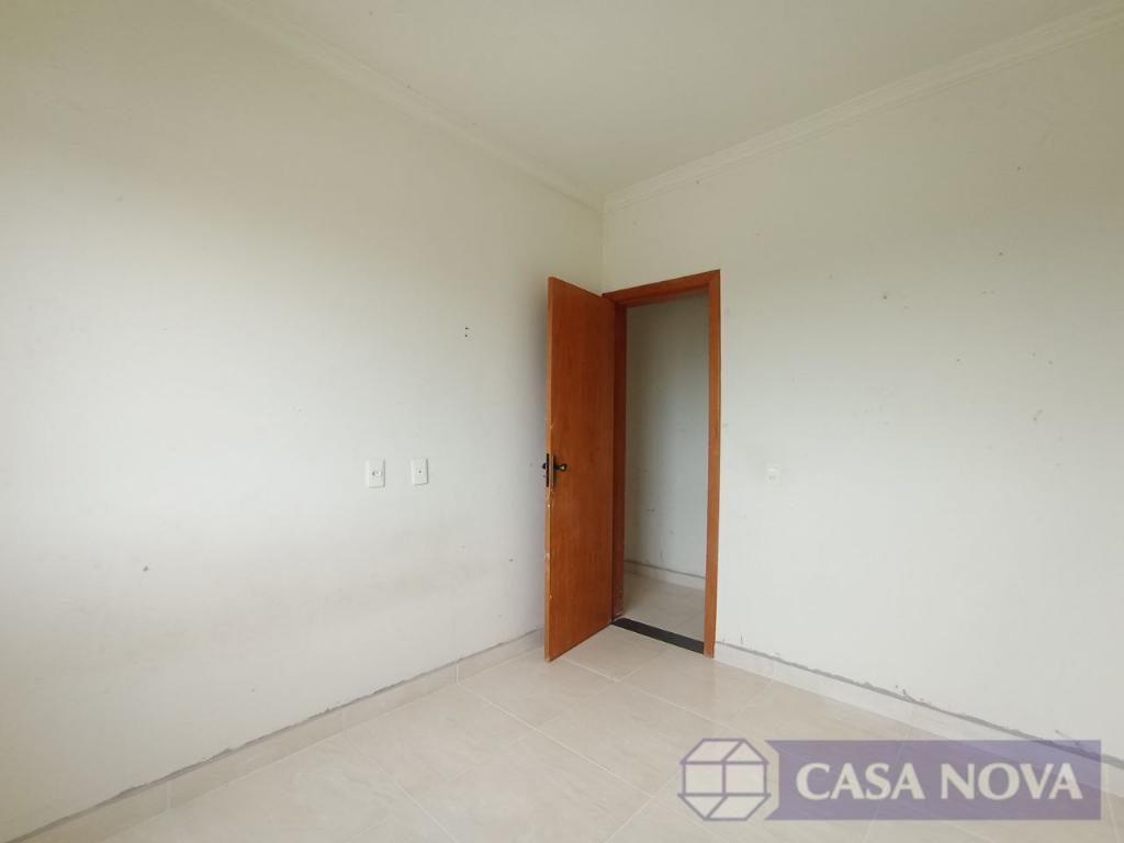 Sobrado à venda na Dona Rosa com 180 m², 4 quartos e 1 vaga — foto 2