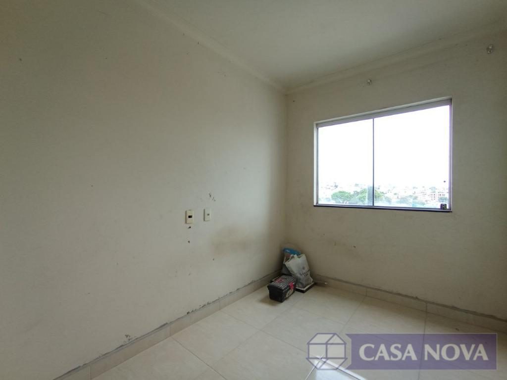 Sobrado à venda na Dona Rosa com 180 m², 4 quartos e 1 vaga — foto 3