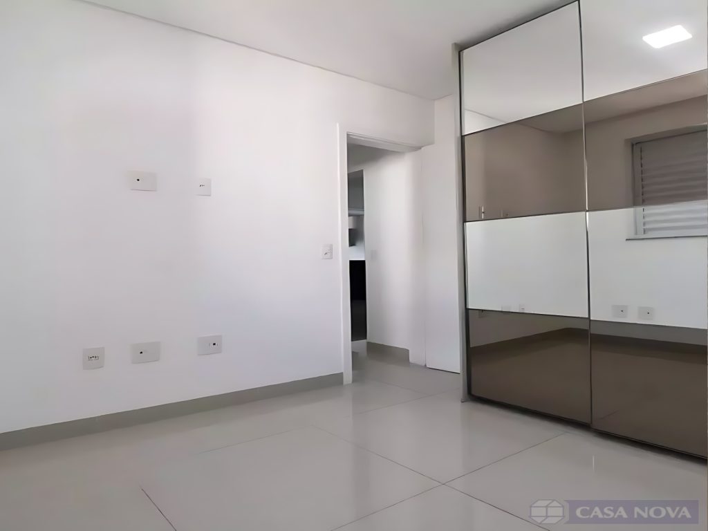 Apartamento à venda no Centro com 140 m², 2 quartos e 2 vagas — foto 2