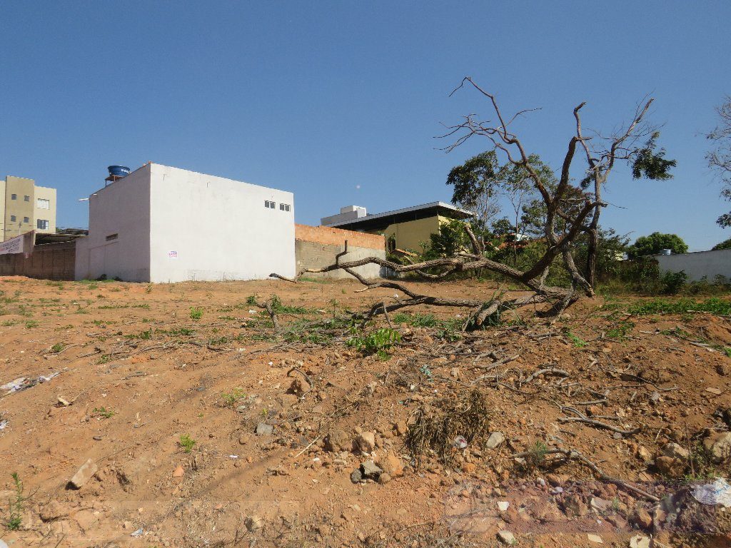 Lote para alugar nas Nações com 1200 m² — foto 2