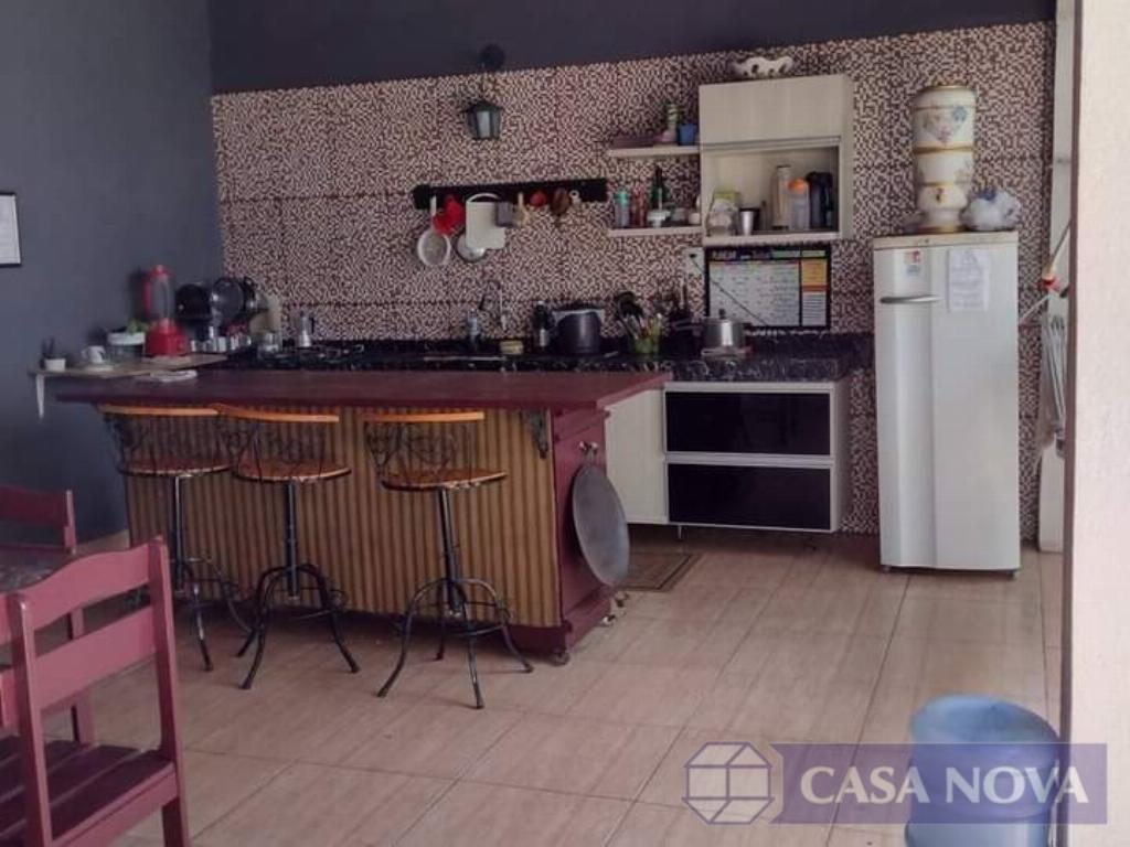 Casa para alugar no Bom Pastor com 500 m², 9 quartos e 1 vaga — foto 4