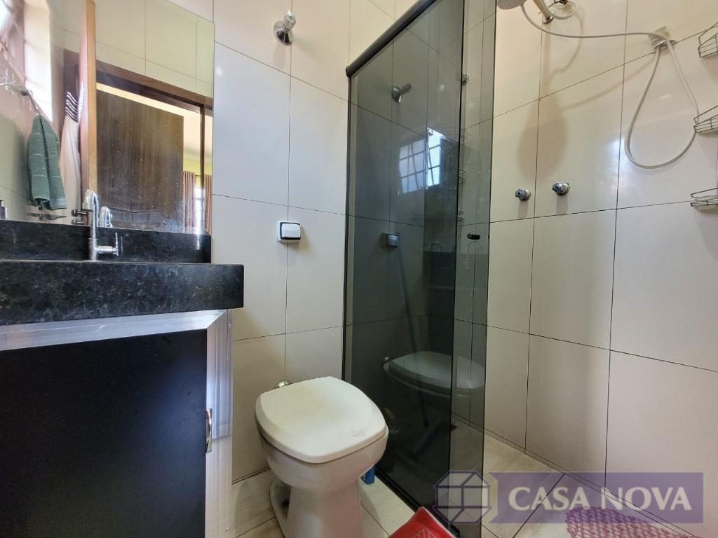 Casa à venda na Alvorada com 200 m², 5 quartos e 6 vagas — foto 4