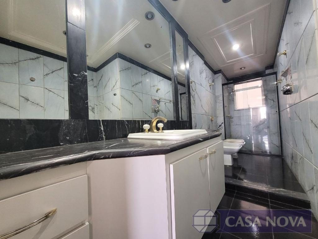 Apartamento à venda no Centro com 240 m², 4 quartos e 2 vagas — foto 3