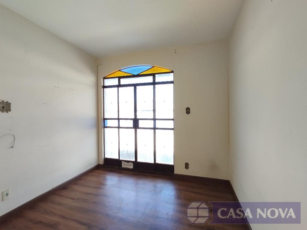 Casa à venda na Santa Rosa com 131 m², 3 quartos e 2 vagas — foto 4
