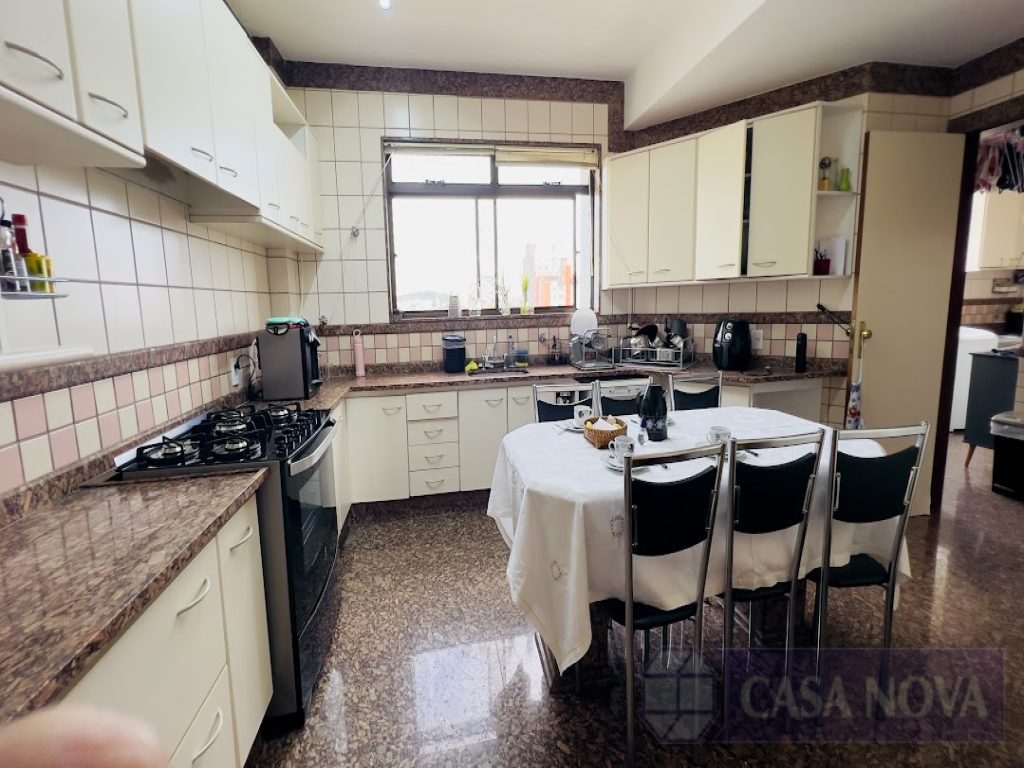 Apartamento à venda no Centro com 188.51 m², 4 quartos e 2 vagas — foto 3