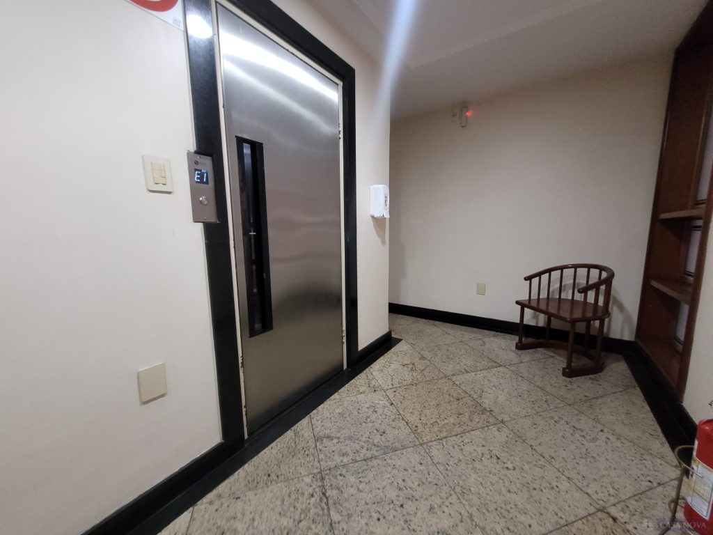 Apartamento à venda no Centro com 118 m², 3 quartos e 2 vagas — foto 3