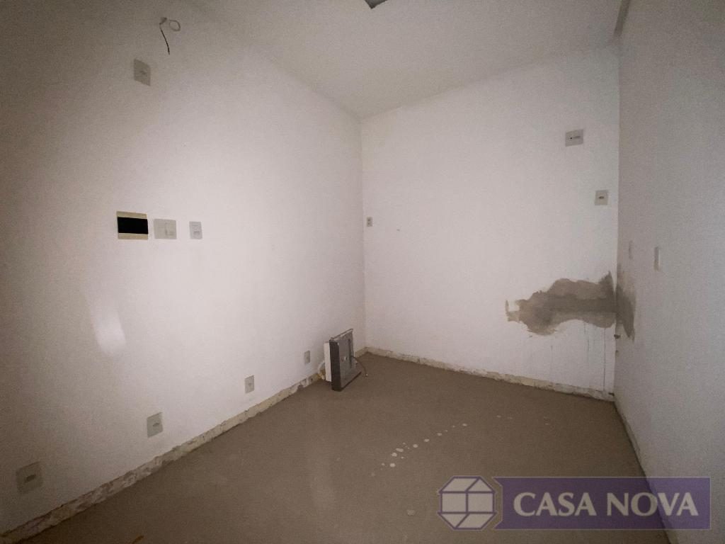 Casa à venda no Centro com 225 m² e 7 quartos — foto 3