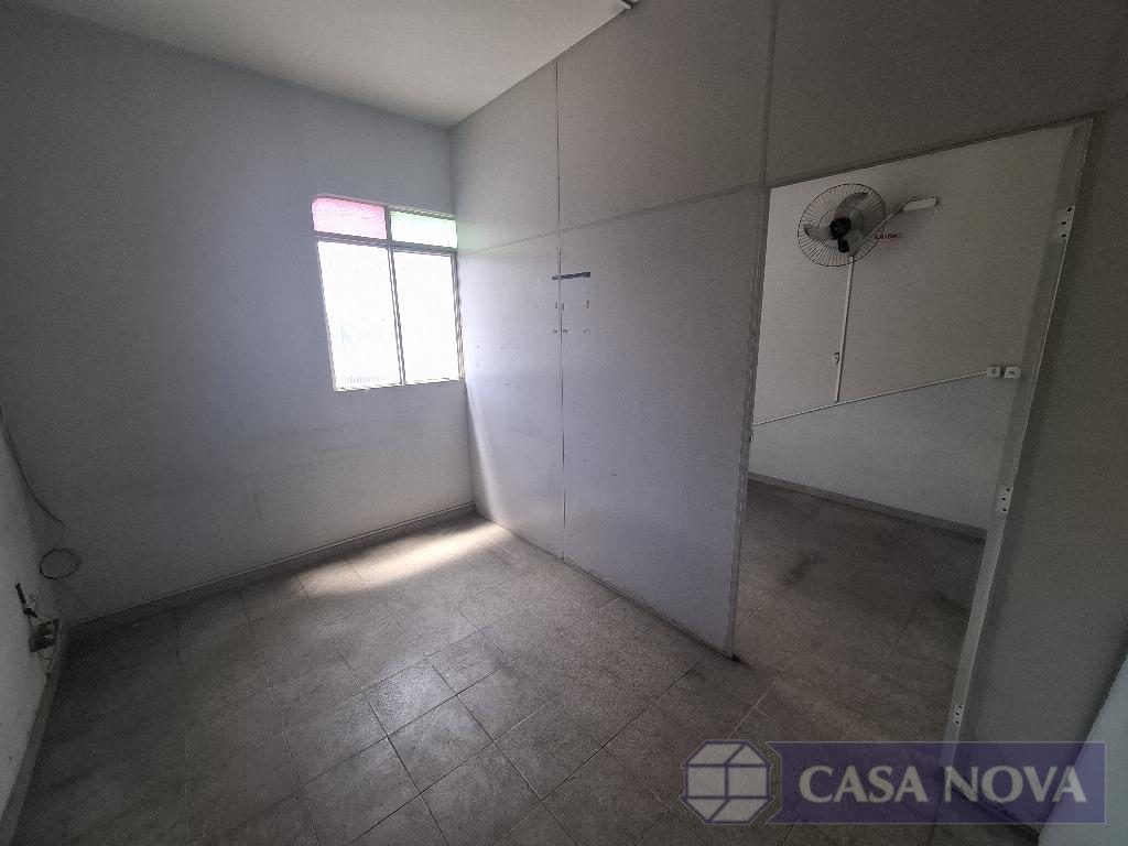 Galpão para alugar no Catalão com 340 m² — foto 3