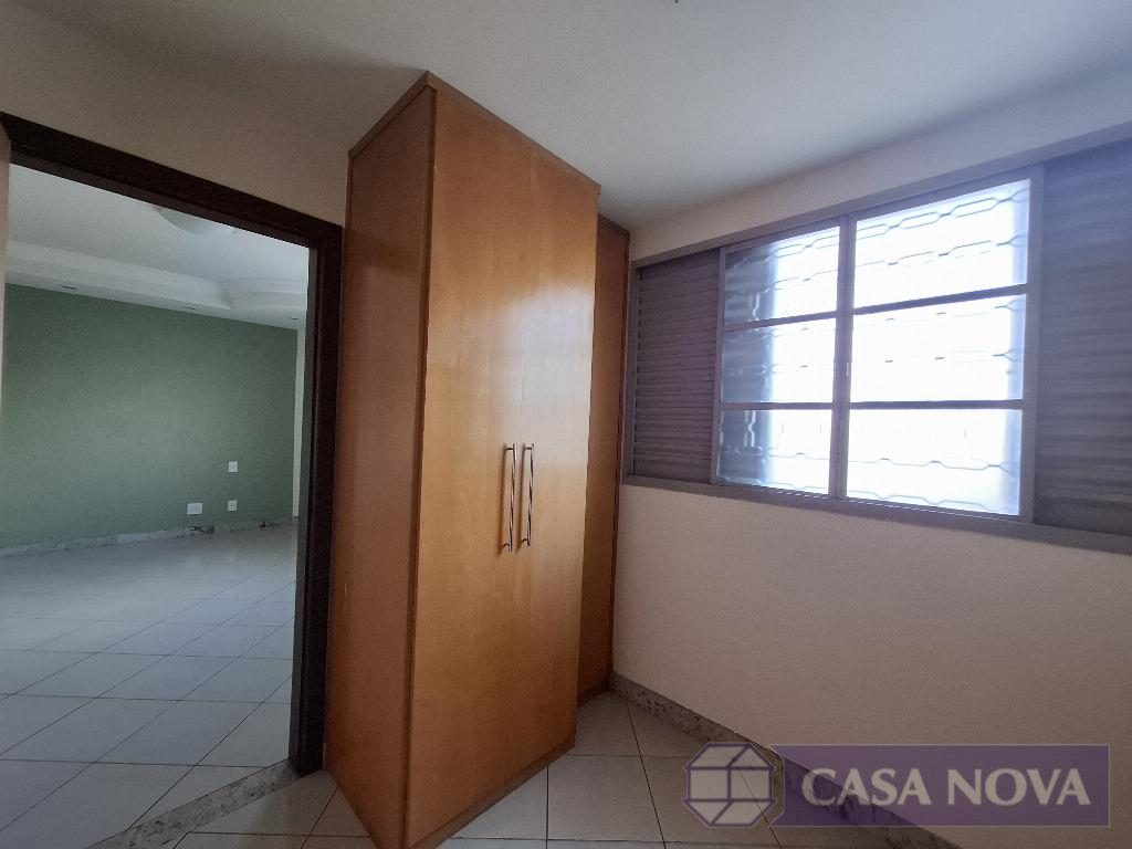 Apartamento para alugar no Centro com 120 m², 4 quartos e 3 vagas — foto 4