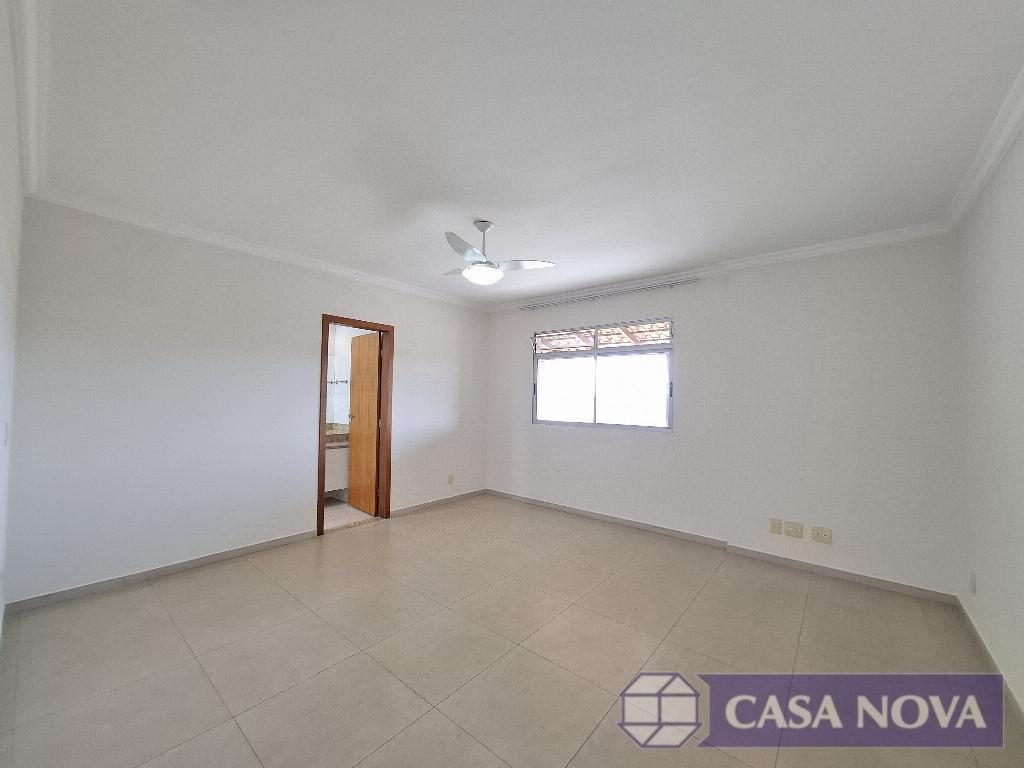 Cobertura à venda no Centro com 200 m², 4 quartos e 2 vagas — foto 2