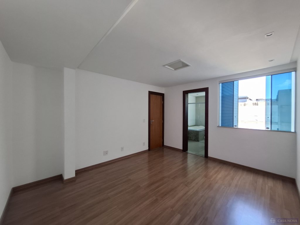 Apartamento para alugar no Centro com 140 m², 3 quartos e 1 vaga — foto 2