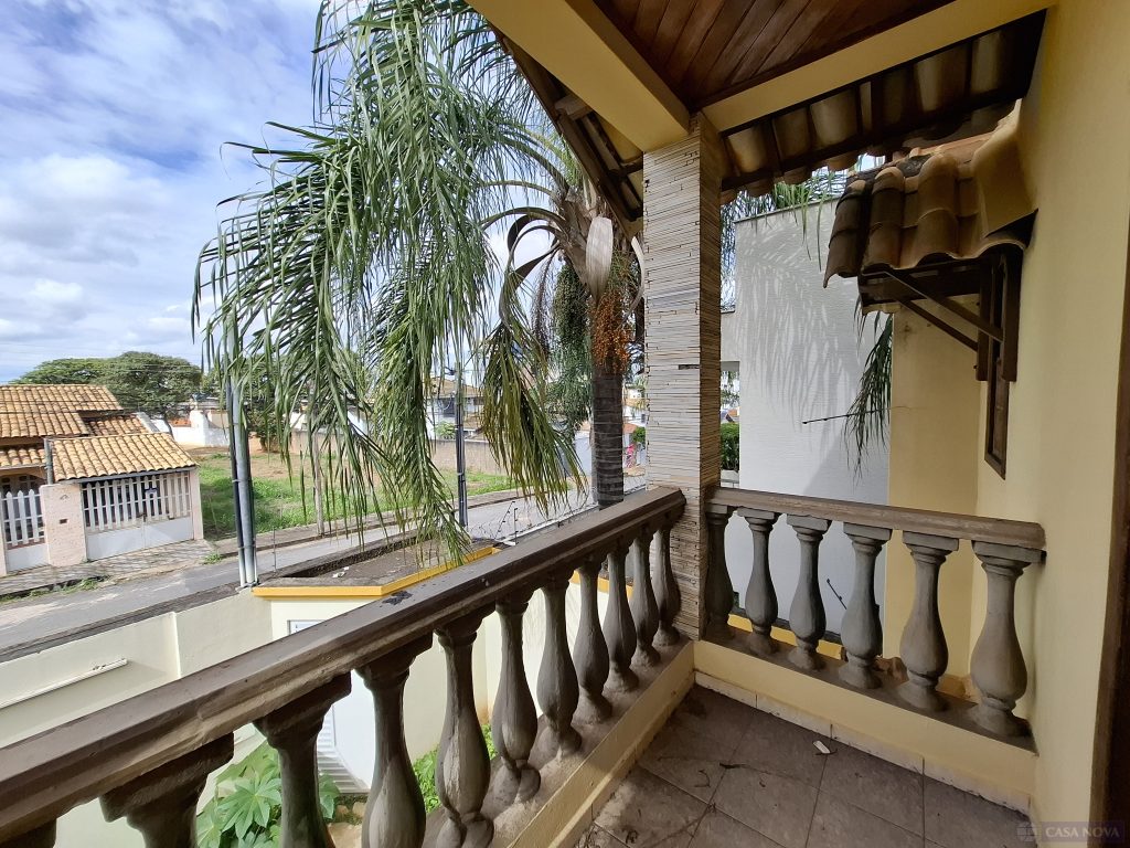 Casa à venda na Alvorada com 200 m², 4 quartos e 2 vagas — foto 3