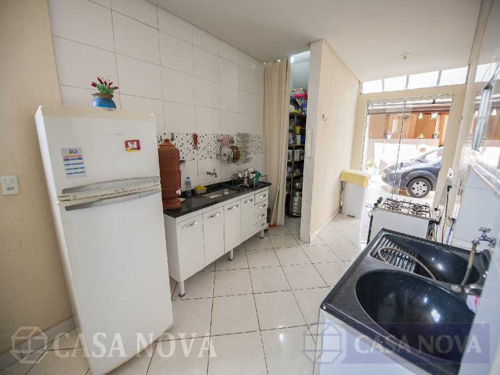 Casa à venda na Nossa Senhora das Graças com 180 m², 3 quartos e 2 vagas — foto 3