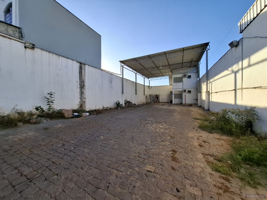 Galpão para alugar nos Das Oliveiras com 300 m² — foto 3