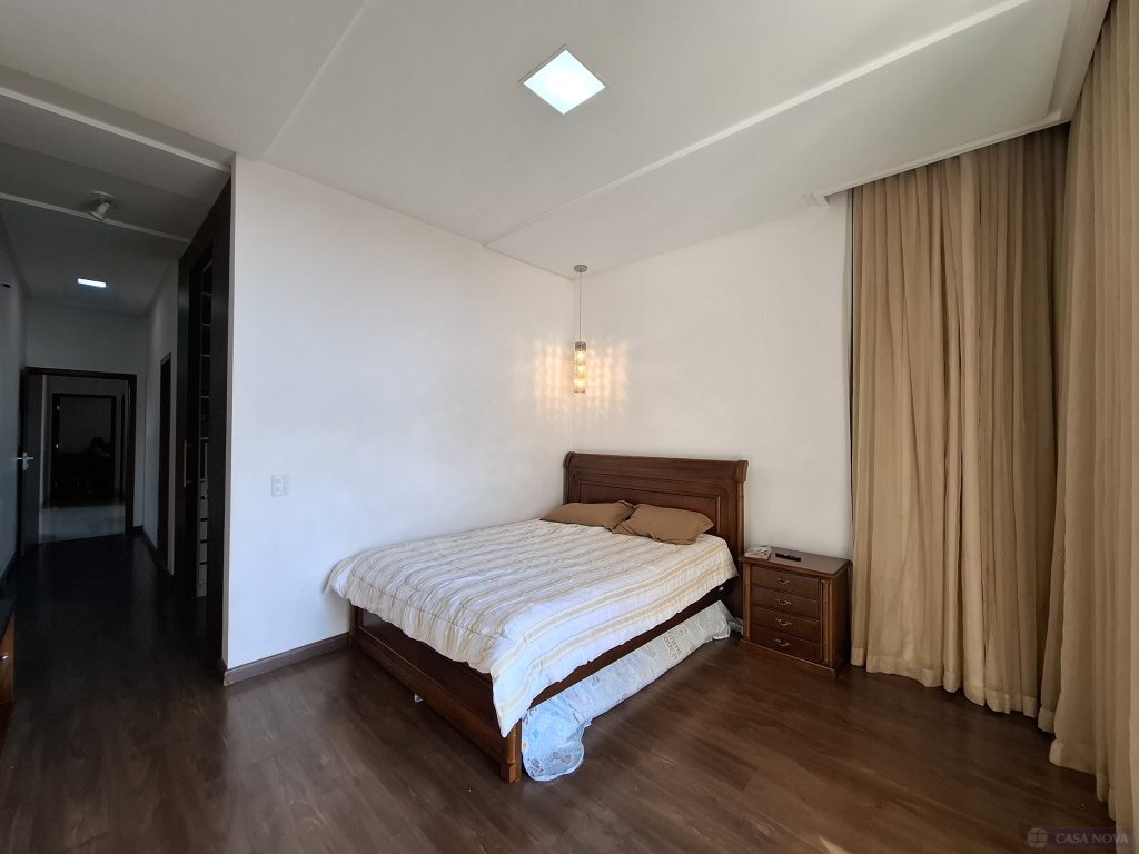 Casa à venda na Santa Tereza com 316 m², 3 quartos e 5 vagas — foto 2