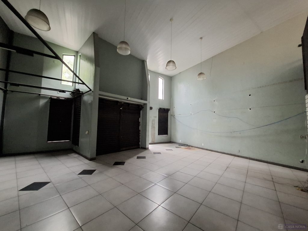 Galpão para alugar no Centro com 300 m² e 4 vagas — foto 2