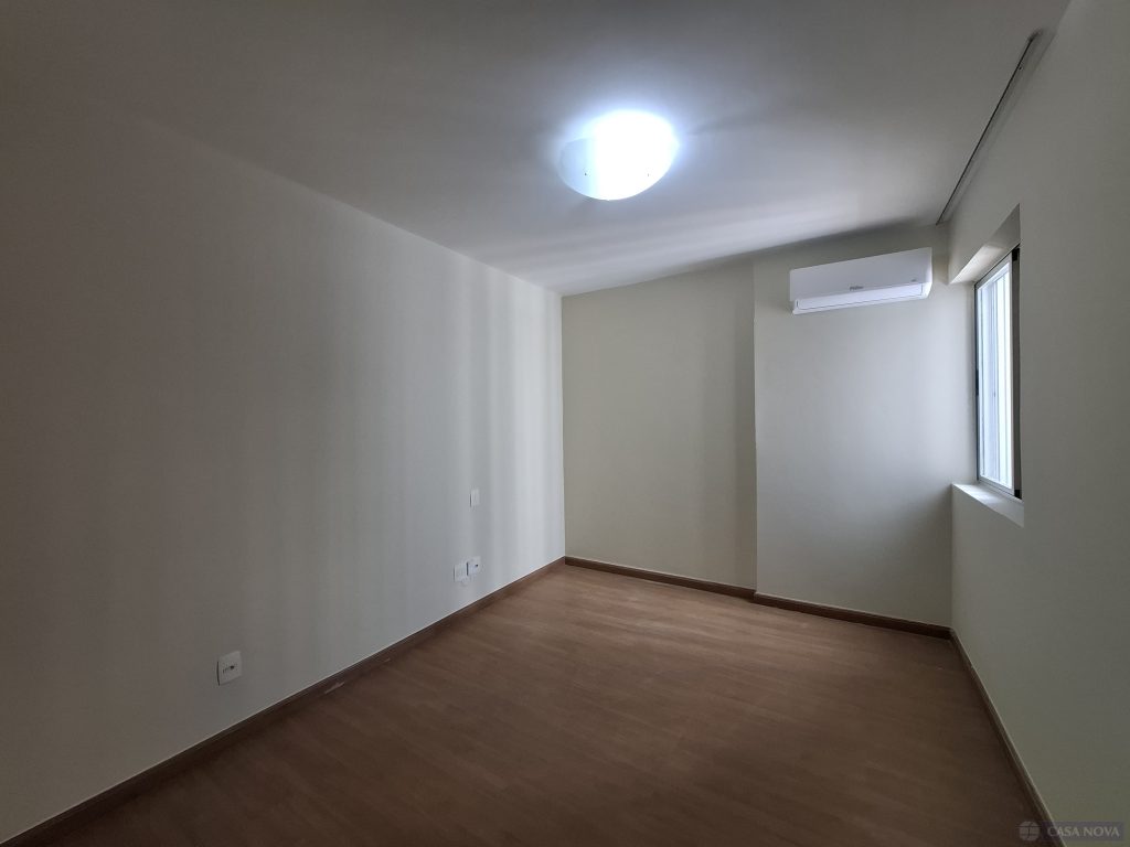 Apartamento à venda no Centro com 150 m², 4 quartos e 2 vagas — foto 4