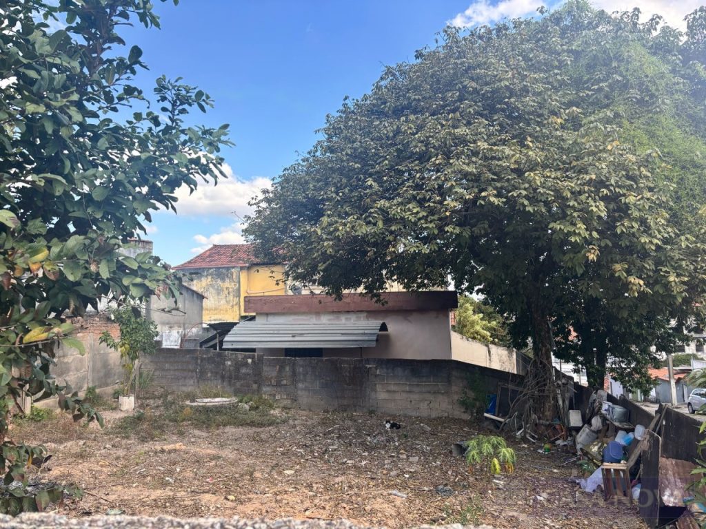 Lote à venda no L. P. Pereira com 300 m² — foto 2