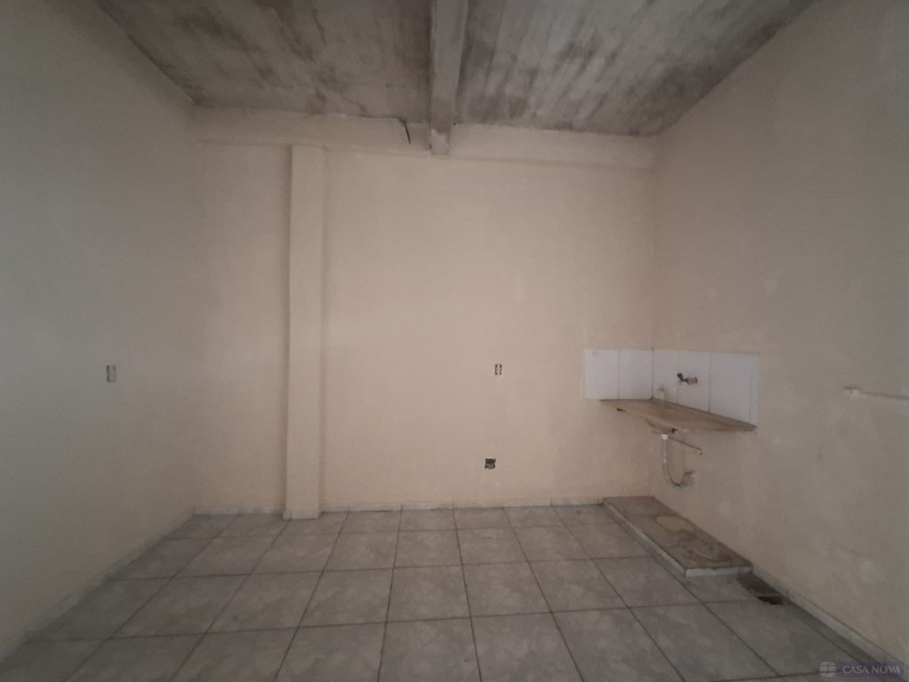 Barracão para alugar na Nova Holanda com 45 m², 1 quarto e 1 vaga — foto 2