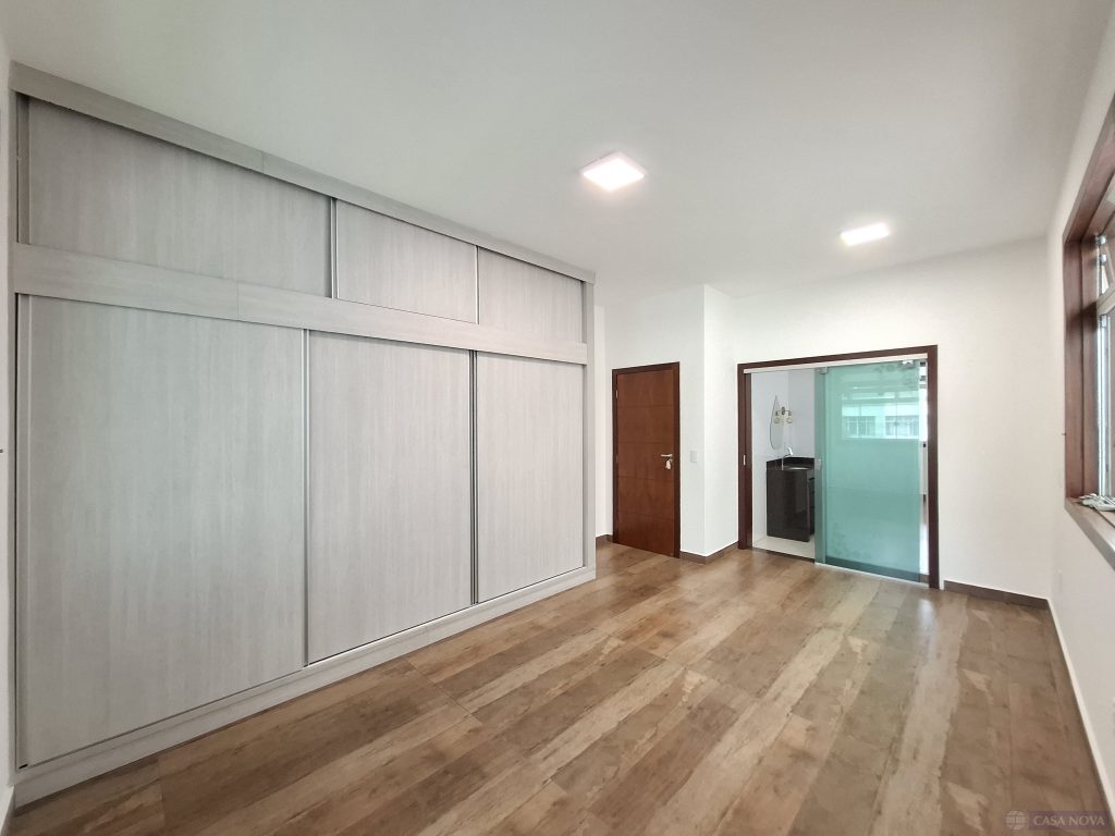 Apartamento para alugar no Centro com 90 m², 3 quartos e 1 vaga — foto 2