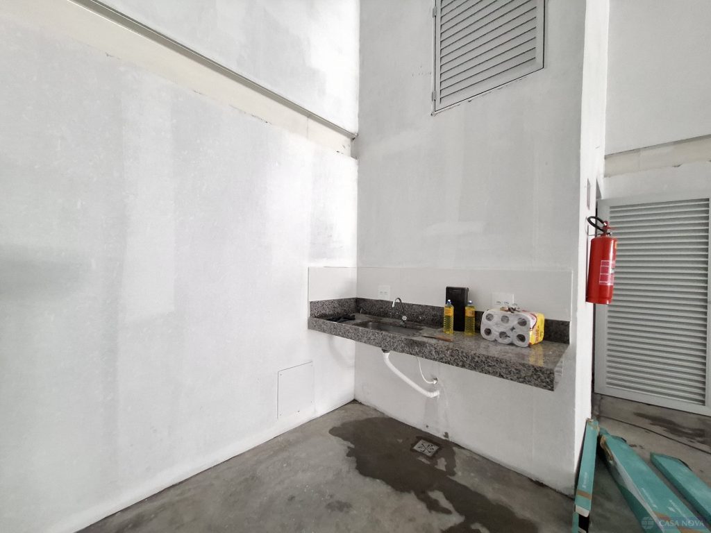 Galpão para alugar no Centro com 340 m² — foto 5