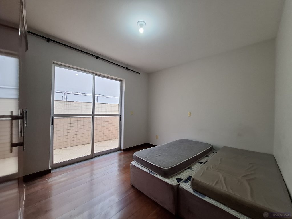 Apartamento para alugar no Centro com 150 m², 3 quartos e 1 vaga — foto 3
