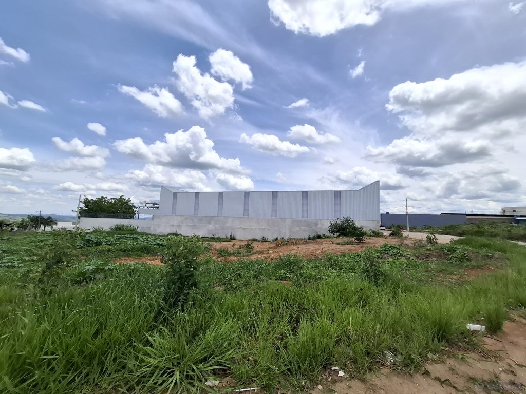 Lote para alugar no Geraldo Pereira com 1200 m² — foto 2