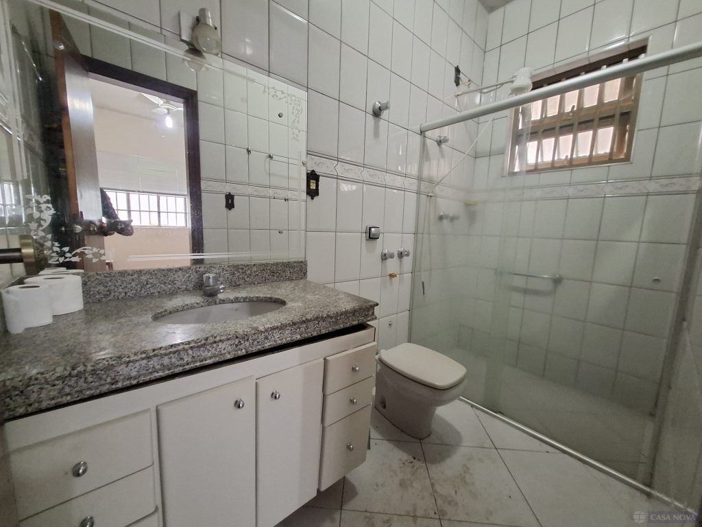 Apartamento para alugar no Centro com 150 m² e 4 quartos — foto 2