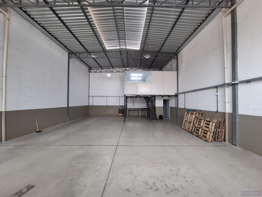 Galpão para alugar no São José com 150 m² — foto 2
